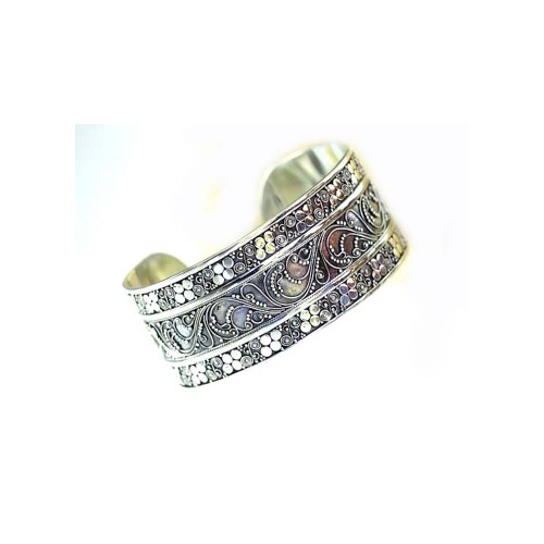 Intrinsic Bangle