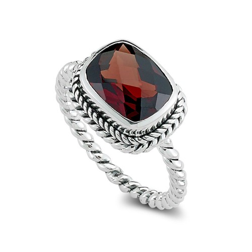 Tudeuk Ring- Garnet