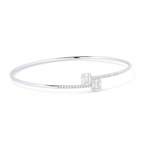White 14 Karat Bracelet With 32=0.25Tw Round Diamonds And 0.30Tw Baguette Diamonds