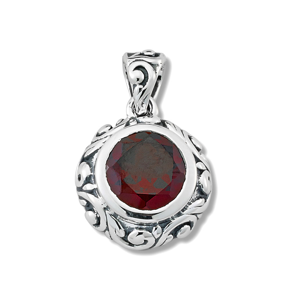 Imuna Pendant- Garnet