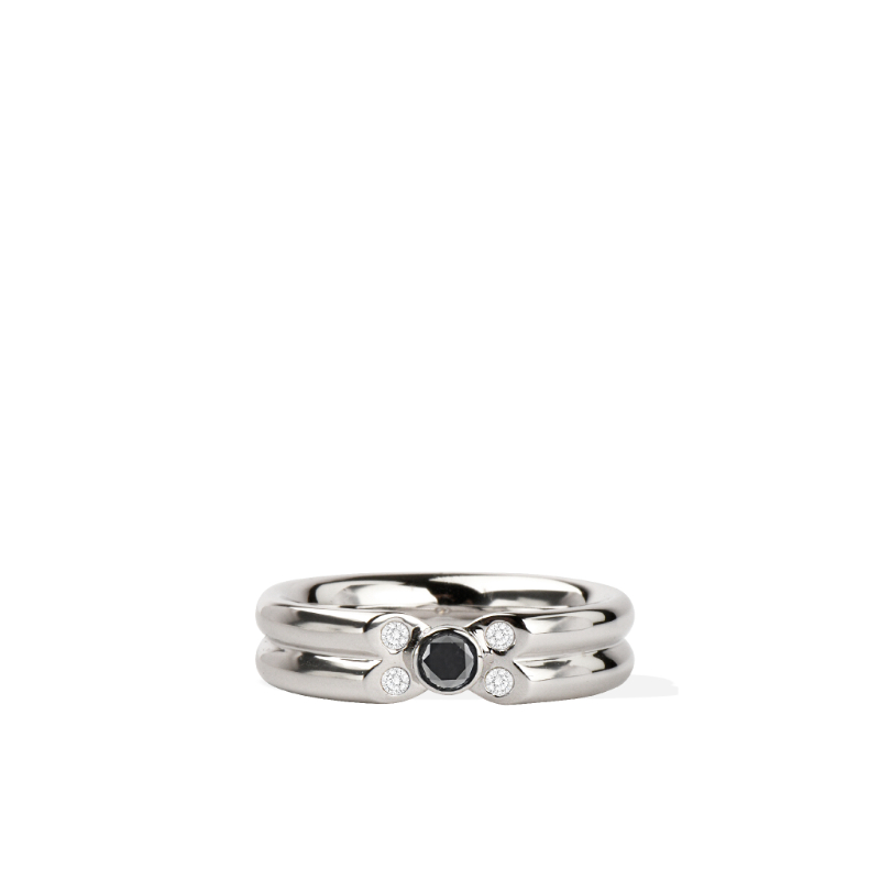 14K Solid Gold Natural White Diamond Accent Stone Black Diamond Center Ring